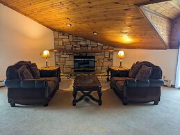 The Carriage House Inn Bed and Breakfast