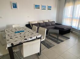 Panoramic Seaview Apartment Silver