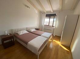 Panoramic Seaview Apartment Silver