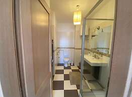 Panoramic Seaview Apartment Silver