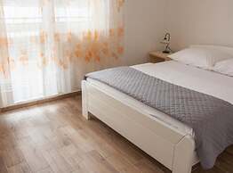 Apartments Ruzarija