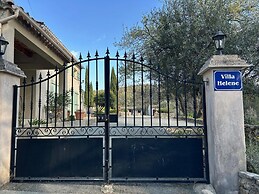 Villa in Provence With Private Pool