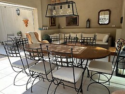 Villa in Provence With Private Pool