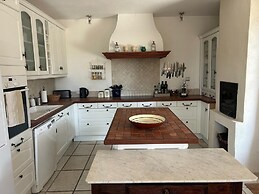 Villa in Provence With Private Pool
