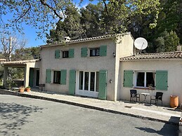 Villa in Provence With Private Pool