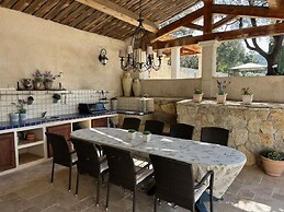 Villa in Provence With Private Pool