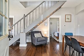 Old Town Retreat w/ Hot Tub Perfect for Groups!