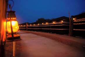 Al Marmoom Oasis Luxury Tents and Bedouin Experience