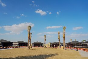 Al Marmoom Oasis Luxury Tents and Bedouin Experience