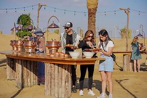 Al Marmoom Oasis Luxury Tents and Bedouin Experience