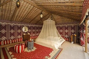 Al Marmoom Oasis Luxury Tents and Bedouin Experience