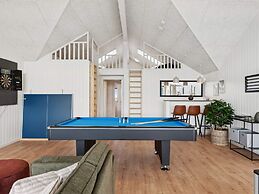 5 Star Holiday Home in Bogense