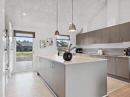 5 Star Holiday Home in Bogense