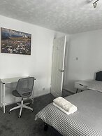 Hartlepool - House - Sleeps 5 - Parking