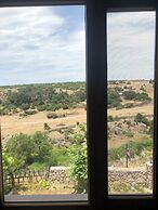 Assos Pırnal Köy Evi