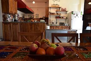 Assos Pırnal Köy Evi