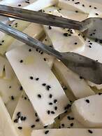 Assos Pırnal Köy Evi