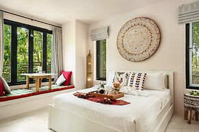 Serene Escape at Asia Blue Villa One - Your Luxurious 3-bed Villa Retr
