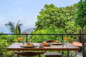 Serene Escape at Asia Blue Villa One - Your Luxurious 3-bed Villa Retr