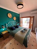 Villa El Dorado B&B and Wellness