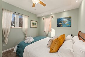 Hot Tub Hideout Old Towns Best Group Stay