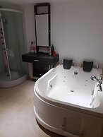 Relaxation in Waterloo, 2 Steps From the Center of Brussels