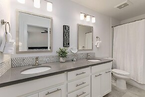 Old Town Getaway Free Bikes & Private Balconies