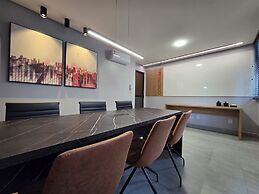 Studio na Pajuçara com Lazer Completo