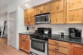 Spacious Retreat Near Old Town & Breweries