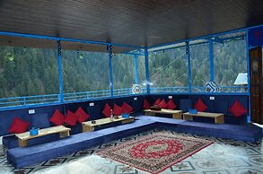 Limbo Cafe & Rooms