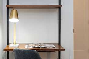 Luxury Apartments by Hyatus at Jade