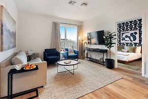 Luxury Apartments by Hyatus at Jade