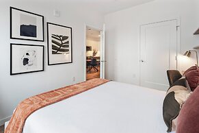 Luxury Apartments by Hyatus at Jade