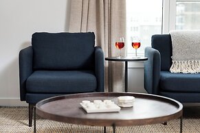 Luxury Apartments by Hyatus at Jade