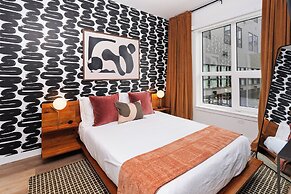 Luxury Apartments by Hyatus at Jade