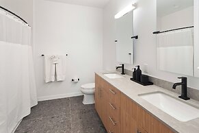 Luxury Apartments by Hyatus at Jade