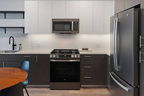 Luxury Apartments by Hyatus at Jade