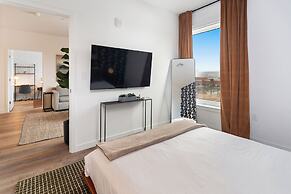 Luxury Apartments by Hyatus at Jade