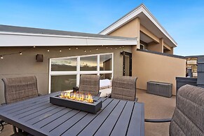 Mountain View Getaway - Groups Welcome!