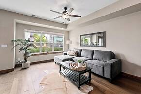 Old Town North Getaway King Beds & Game Room!