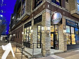 Penthouse With Mountain Views in Heart of Old Town