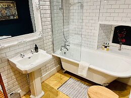 Ladies Lodge - Inverness