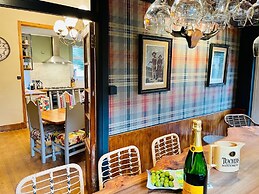 Ladies Lodge - Inverness