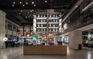 Wanda Moments Nanjing South Railway St.
