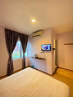 ROYAL HOTEL by MR VJ Business