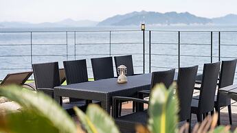Namhae Orosy Bada Pool Villa & Pension