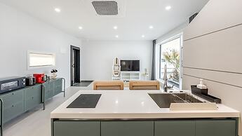 Namhae Orosy Bada Pool Villa & Pension