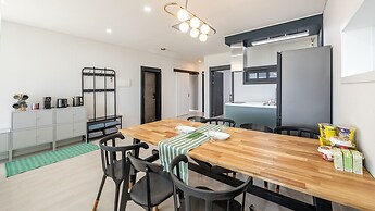 Namhae Orosy Bada Pool Villa & Pension