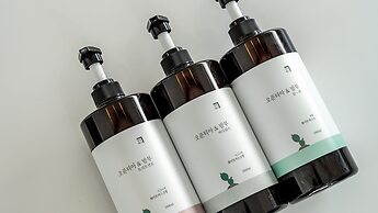 Namhae Orosy Bada Pool Villa & Pension