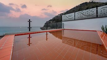 Namhae Orosy Bada Pool Villa & Pension